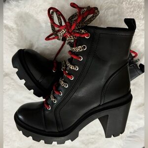 NEW Gianni Bini Ryedderr Leopard Block Heel Combat Boots BlackRed LaceUp 10
